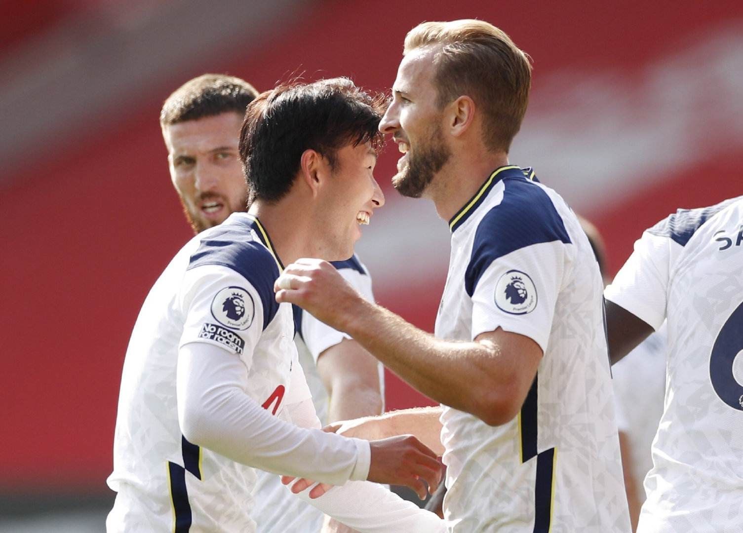 他积累了广 他积累了广