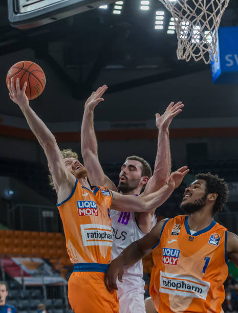 本场比赛的 本场比赛的