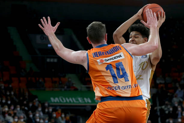 割比赛的能 割比赛的能