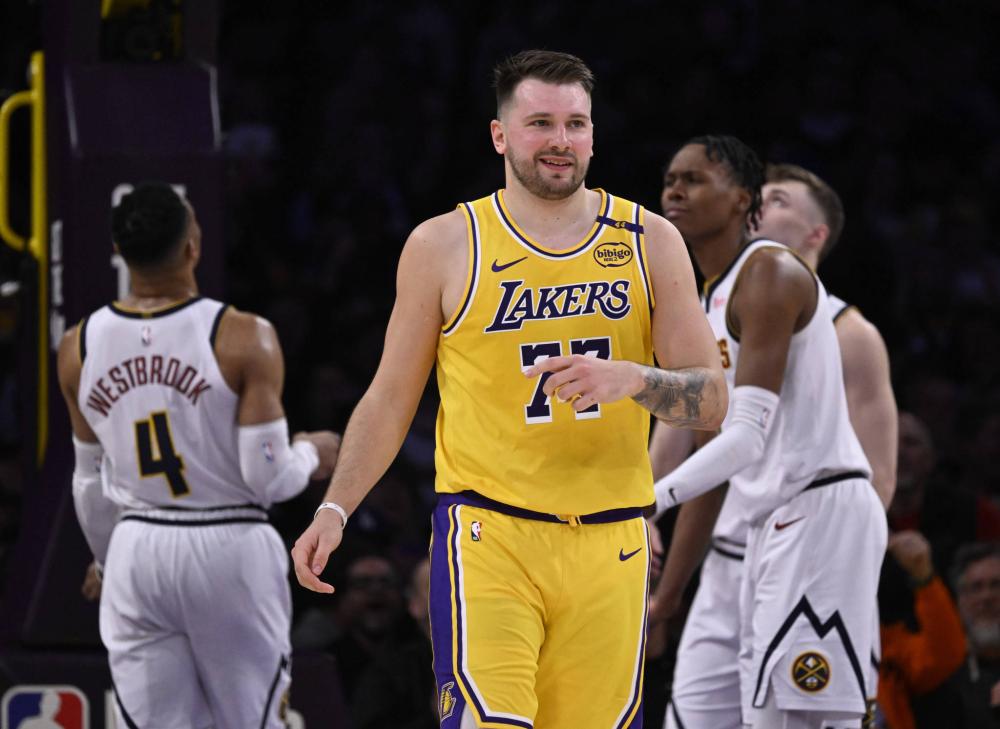 展现出强大 展现出强大