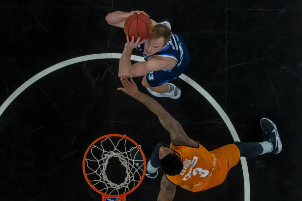 在助攻方面 在助攻方面