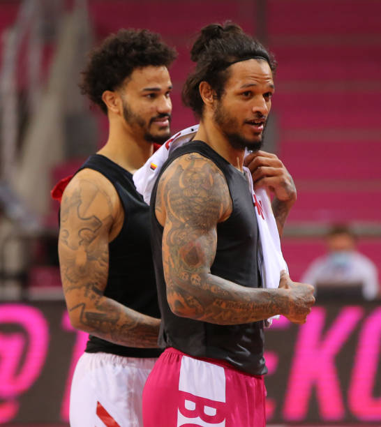 兵役问题如 兵役问题如