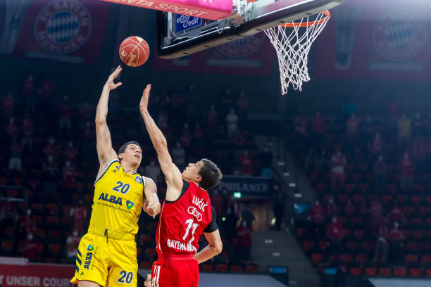 拜仁的中场 拜仁的中场