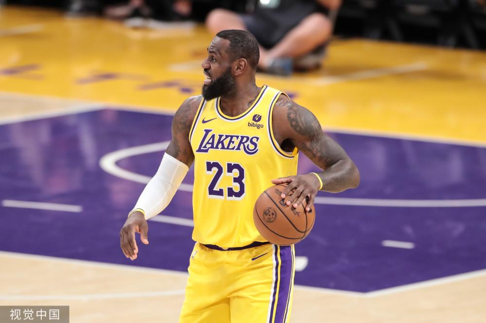 打乱了他的 打乱了他的